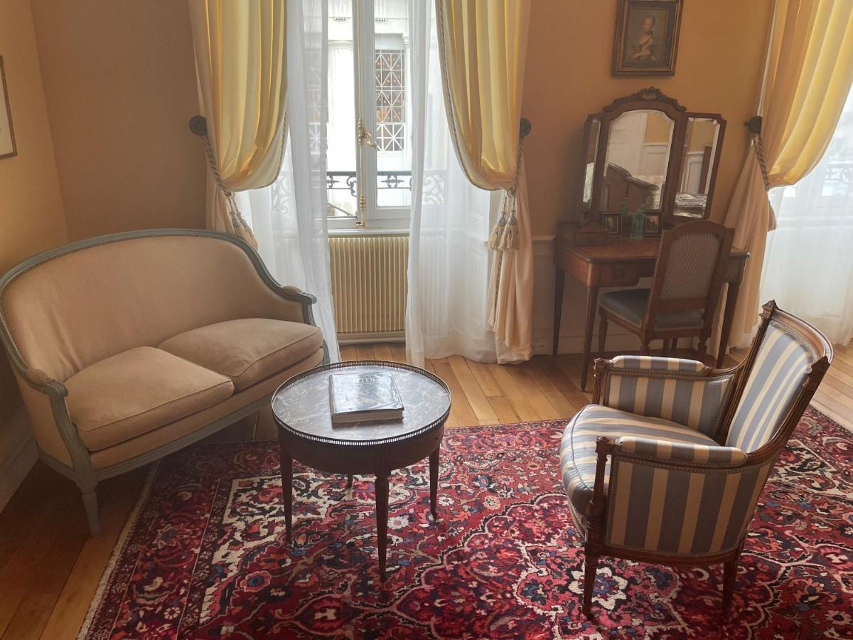 Maison D'Hercule Mayenne Buitenkant foto