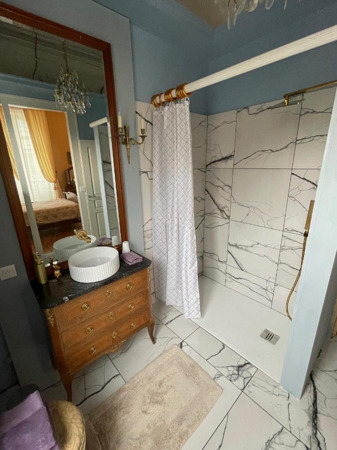 Maison D'Hercule Mayenne Buitenkant foto