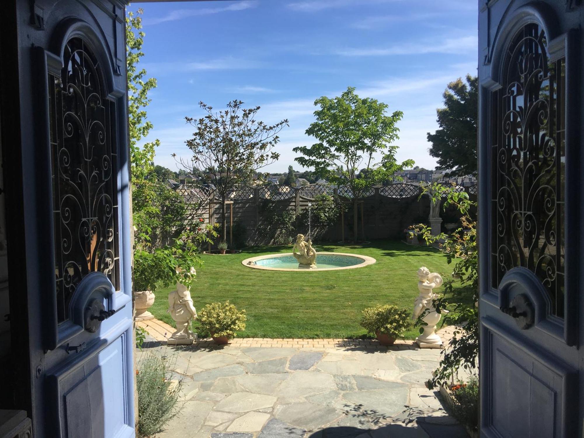Maison D'Hercule Mayenne Buitenkant foto